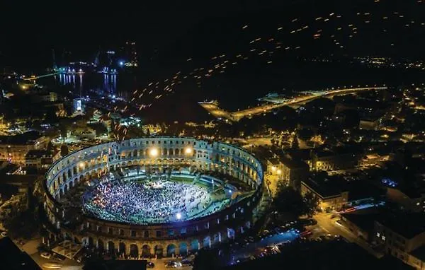 Tramontana 빌라 Jadreški