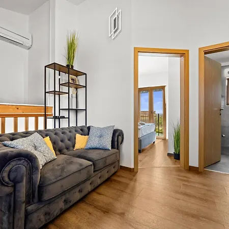 Tramontana Near Pula For 6 Persons With 30m2 Private Pool * Jadreški