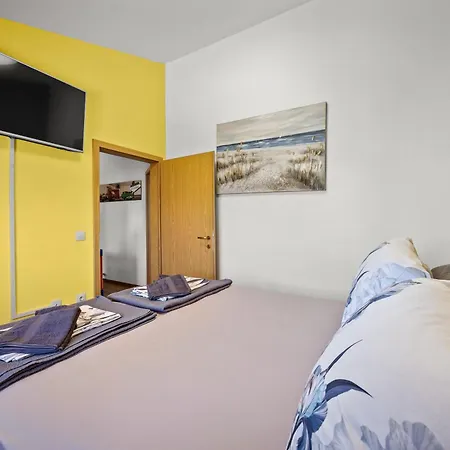 Villa Tramontana Near Pula For 6 Persons With 30m2 Private Pool *